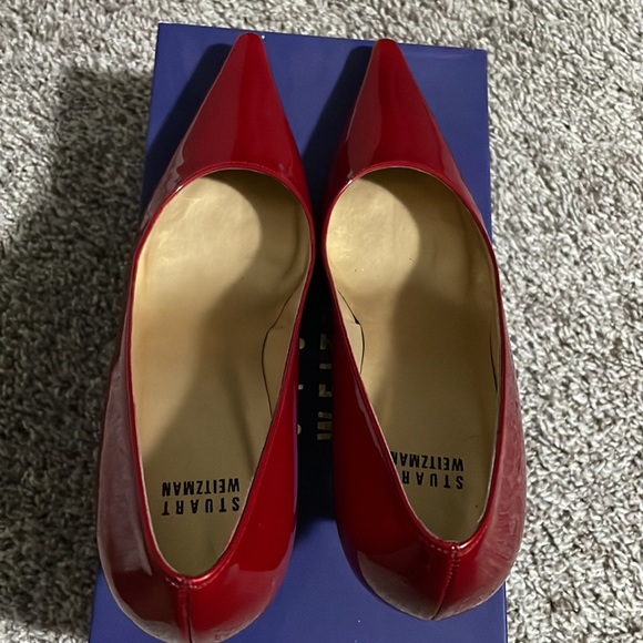 Stuart Weitzman Pump 🍎✨ - Picture 5 of 11